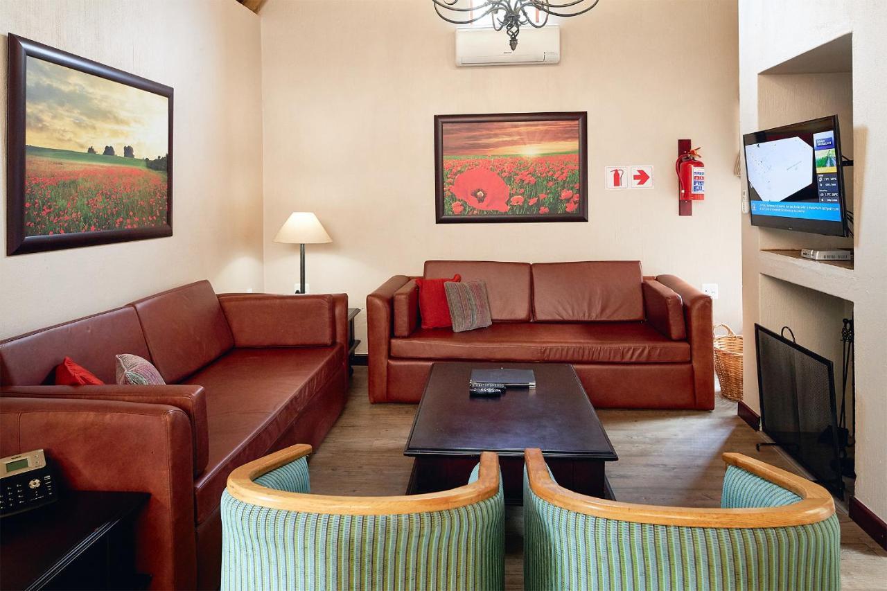 Hotel First Group Magalies Park Hartbeespoort Exterior foto