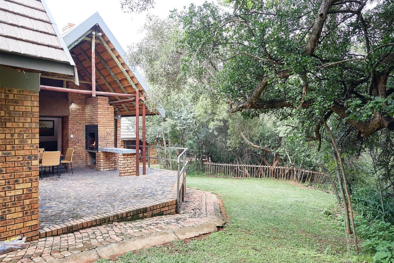 Hotel First Group Magalies Park Hartbeespoort Exterior foto
