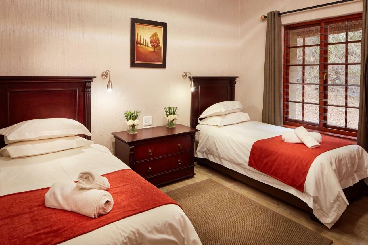Hotel First Group Magalies Park Hartbeespoort Exterior foto