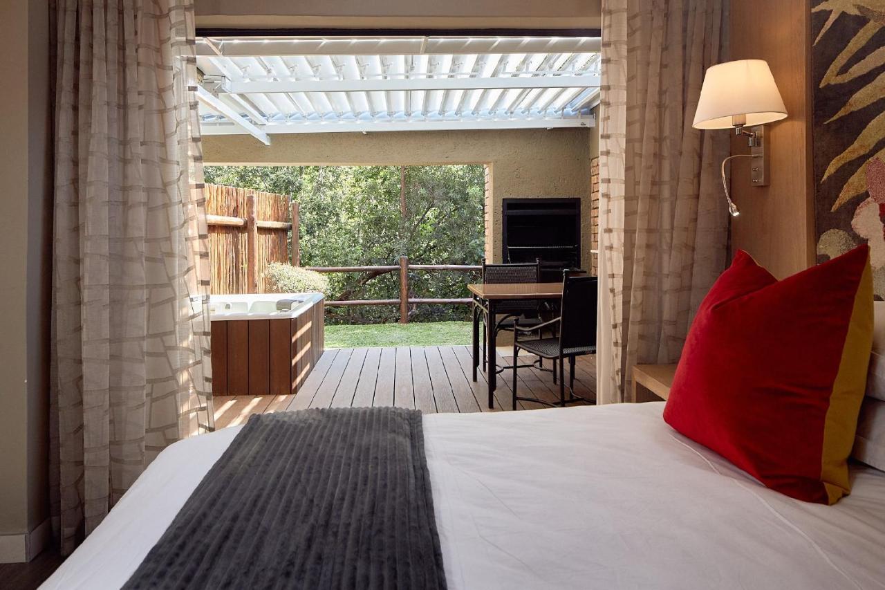 Hotel First Group Magalies Park Hartbeespoort Exterior foto
