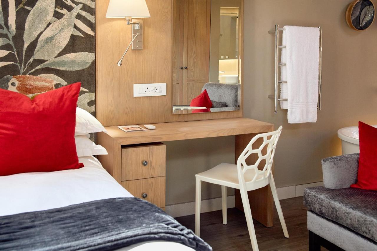 Hotel First Group Magalies Park Hartbeespoort Exterior foto