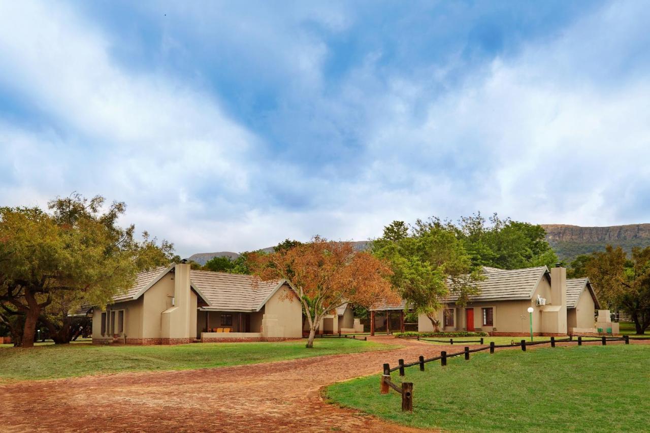 Hotel First Group Magalies Park Hartbeespoort Exterior foto